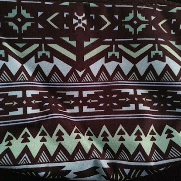 NEW - Cosmetic bag - Picture 2 of 4